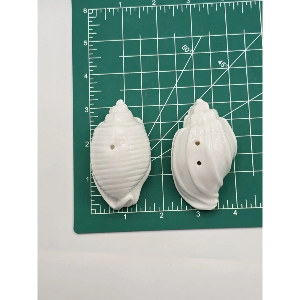 Vintage‎ Rare Sea Shell Salt and Pepper Bone China By Stafford